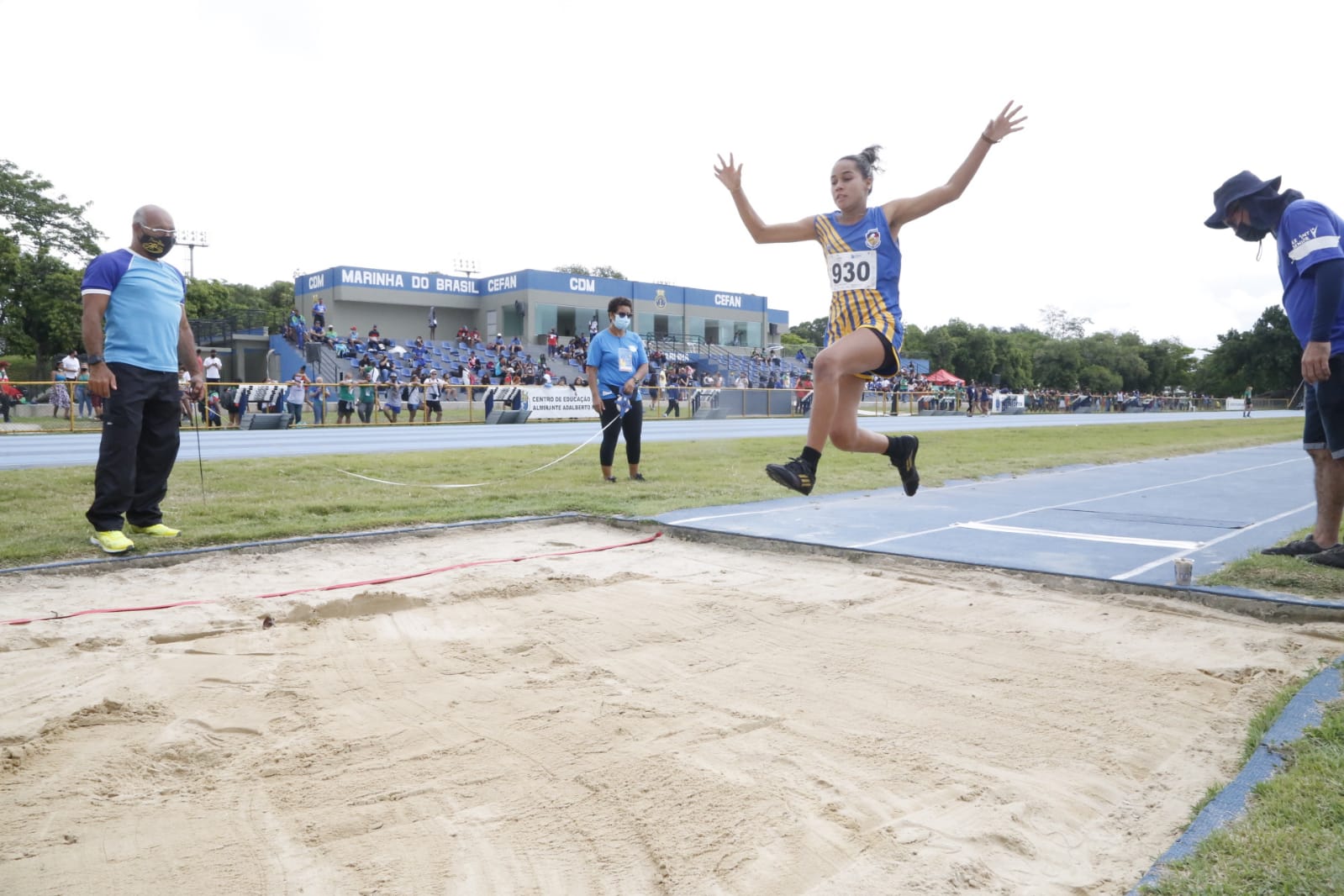 Gabriela Gomes Tavares, 14 anos, do Colégio João de Abreu, de Dianópolis, medalha de ouro no Salto em distância adaptado – Foto: Marcio Vieira/Governo do Tocantins.