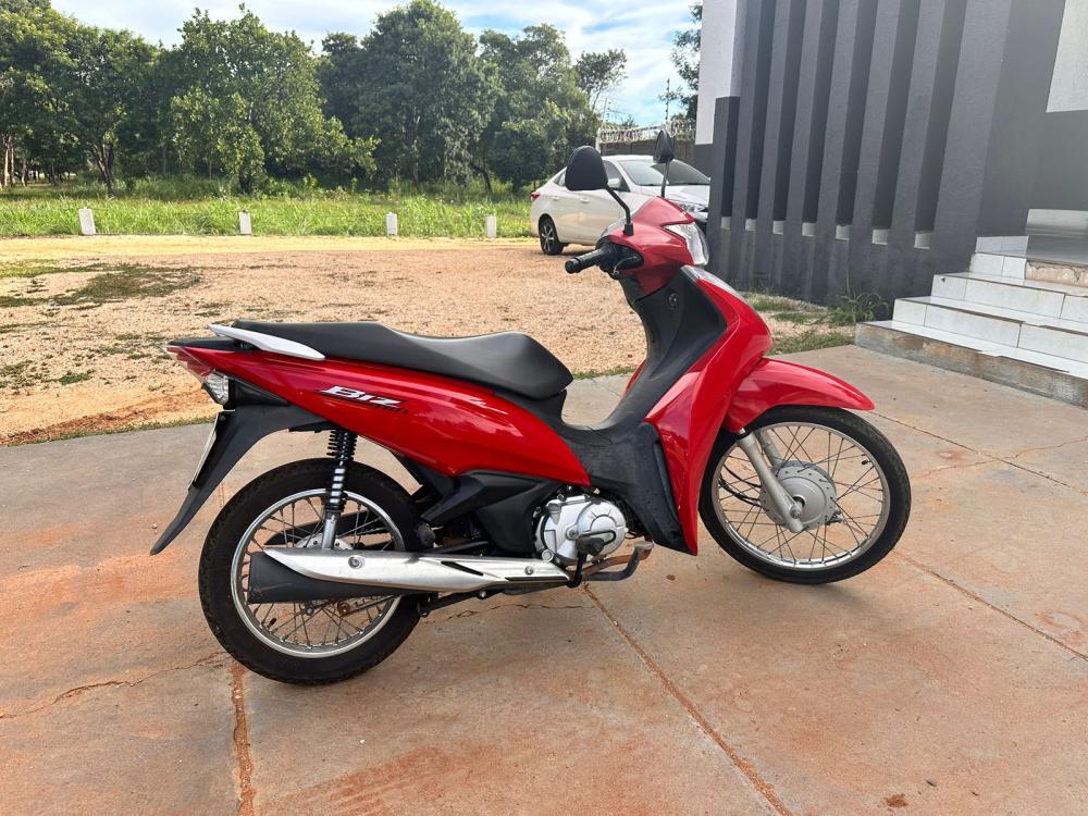 A motocicleta foi furtada durante a madrugada do estacionamento do Condomínio residencial na capital – Foto: Alessandro Ferreira / Agência Tocantins