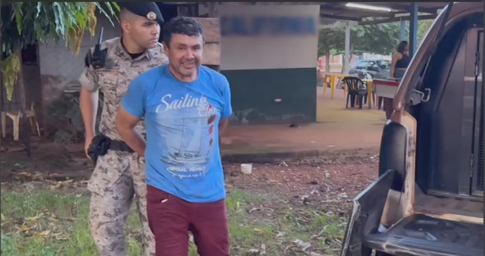 Jocimar foi localizado e preso pelos militares da Força Tática em um estabelecimento comercial na Avenida LO-14 – Foto: Alessandro Ferreira / Agência Tocantins