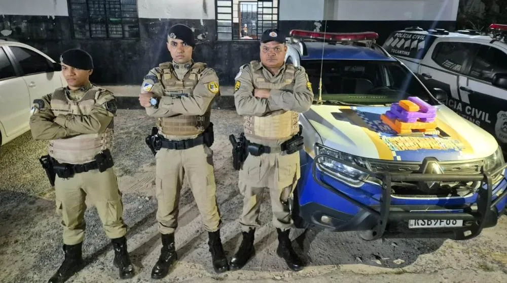 A ação que resultou na prisão do criminoso e na apreensão da droga, foi realizada pelos policiais militares da 3ª CIPM do 10º BPM – Foto: Ascom / 10º BPM