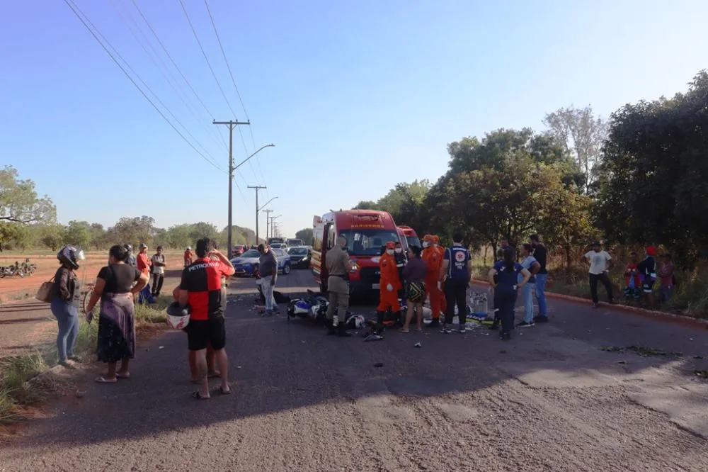 As vítimas foram atendidas pelos militares do Corpo de Bombeiros e SAMU – Foto: Alessandro Ferreira / Agência Tocantins