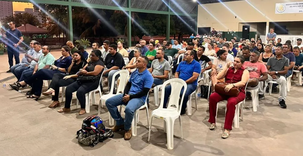 Estiveram presentes na reunião, subtenentes de diversas regiões do Estado, além de lideranças políticas que representam a classe – Foto: Alessandro Ferreira / Agência Tocantins 