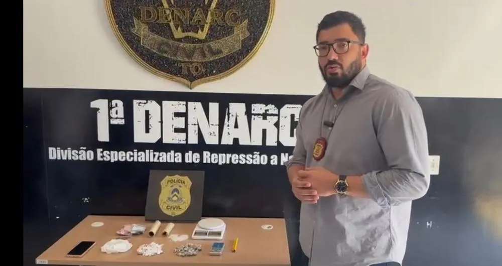 Delegado Alexander Costa dar detalhes sobre as investigações que resultou na prisão e apreensão das substâncias entorpecentes em Palmas – Foto: Alessandro Ferreira / Agência Tocantins