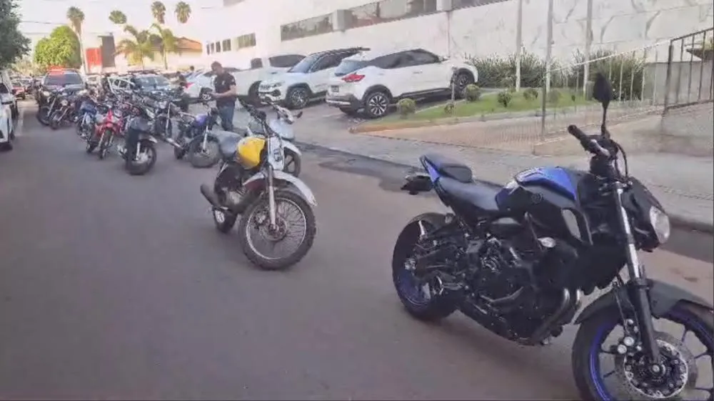 Motos foram recuperadas pela polícia durante operação — Foto: Reprodução / Agência Tocantins 